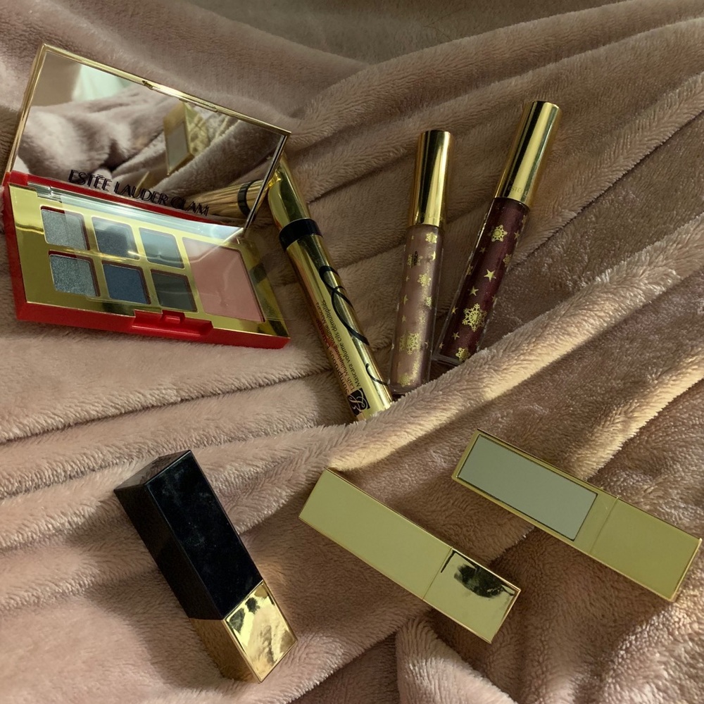 Ester Lauder Makeup Bundle